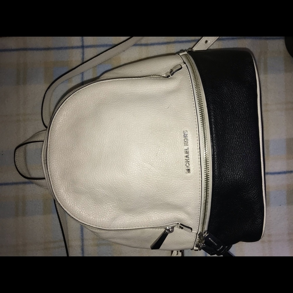 Michael Kors backpack. 🖤